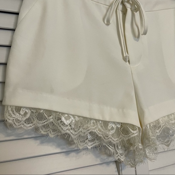 NWT Forever 21 off white lace hem shorts - Picture 4 of 16